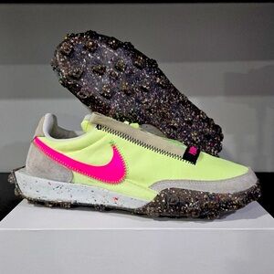 Nike Waffle racer size 9women preloved